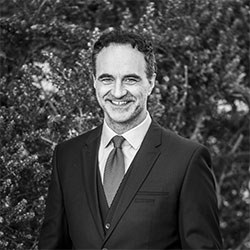 SPVS has announced that Professor Noel Fitzpatrick 