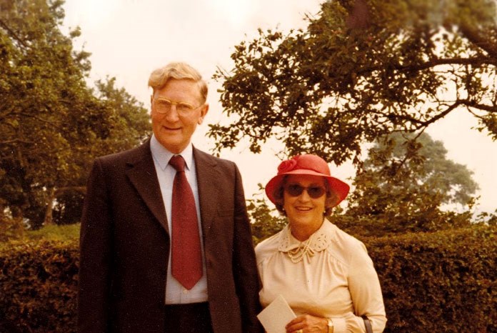 RCVS Knowledge has launched a new award to recognise individuals who make significant contributions to the eradication of infectious diseases, named in memory of the eminent veterinary virologist Walter Plowright and his wife, Dorothy Plowright.
